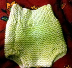 selbst gestrickte Wollüberhose